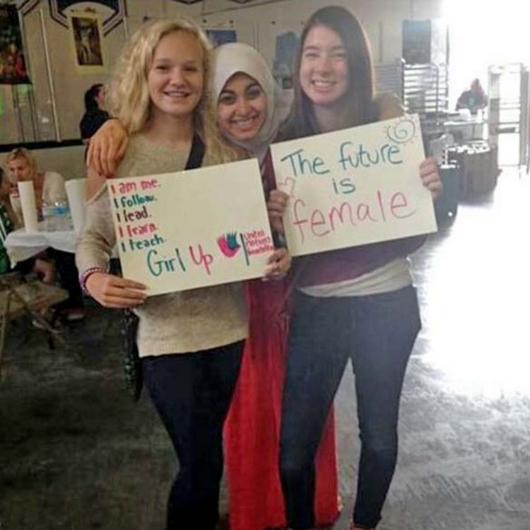 Ganna Omar (center) with members of the Houghton Keweenaw Girl Up group. Photo: Ganna Omar.