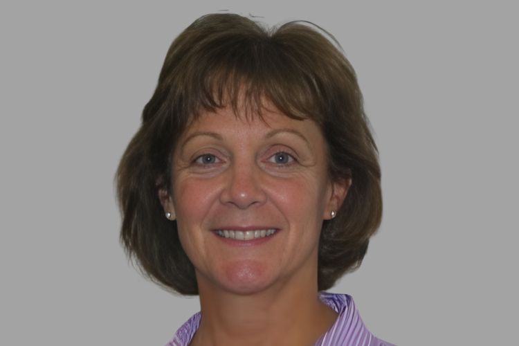 Image of Dr. Karen Renner.