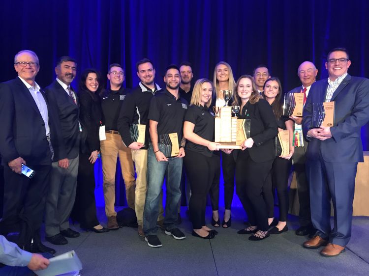 Photo of MSU construction management students, faculty and alumni who received awards at this event.