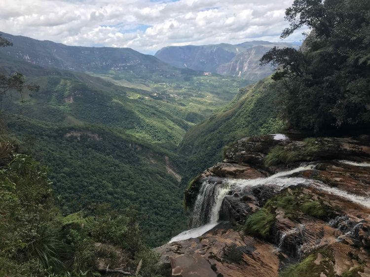 Decorative image of a mountain view of Gocta Cataracts, Peru.