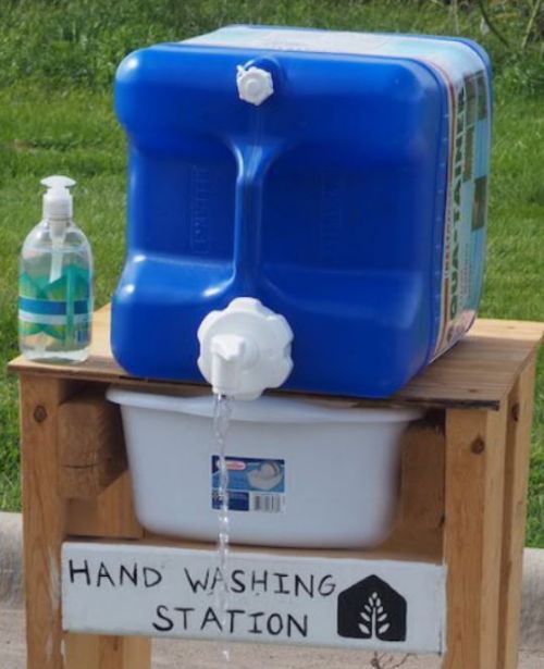 Handwashing station