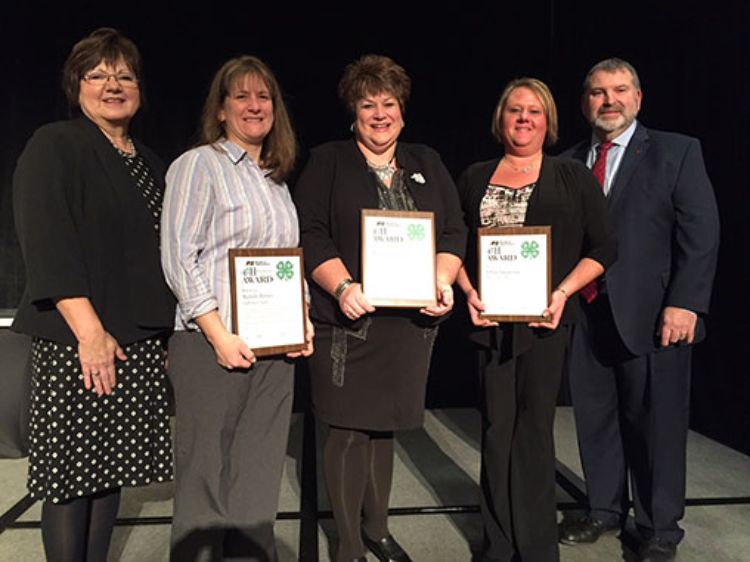 MFB Michigan 4-H Excellence in Agriculture awardees with MFB representatives.