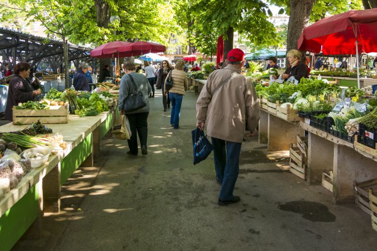 Farm market