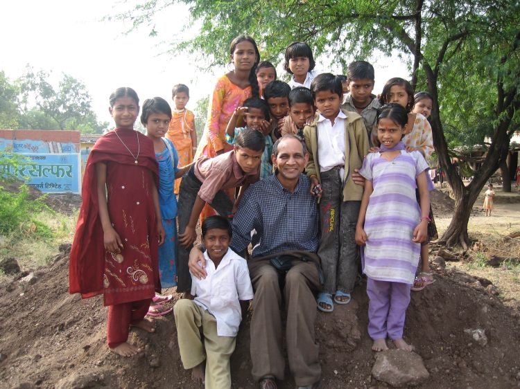 Karim Maredia with children