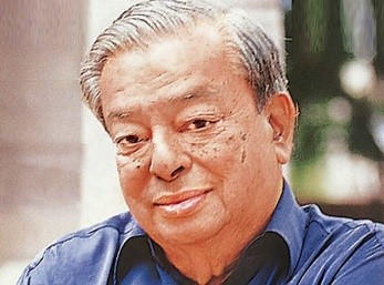 Giving-VergheseKurien.jpg